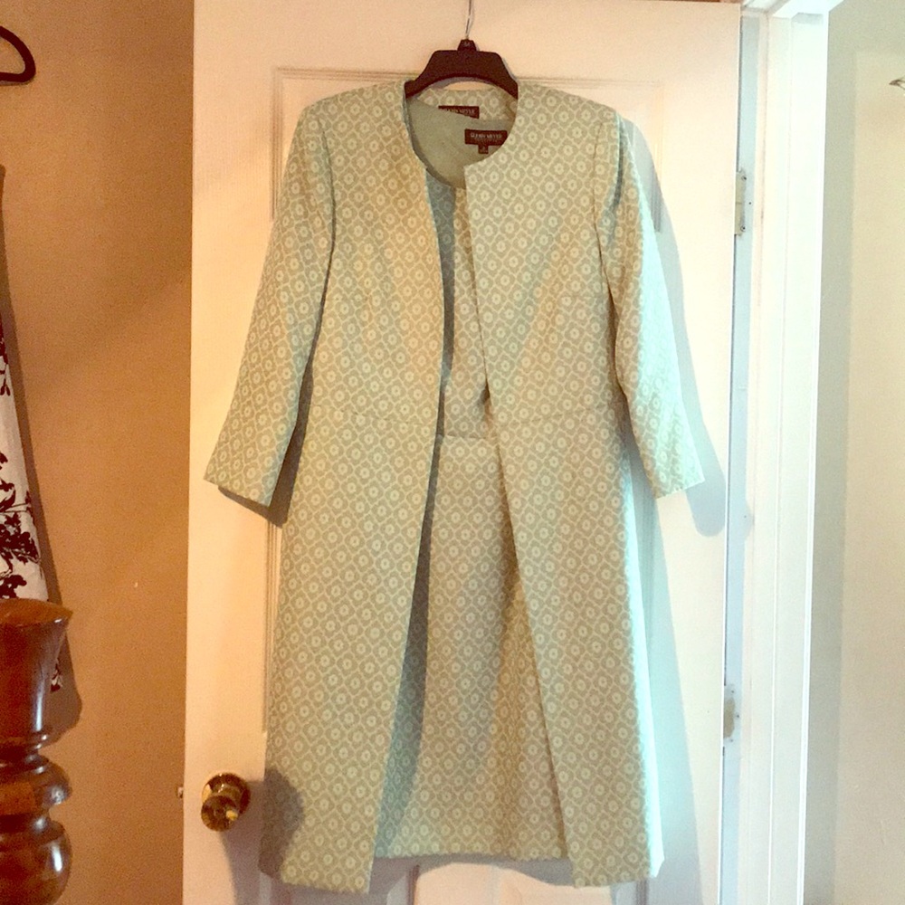 Dress Olive with sand green design